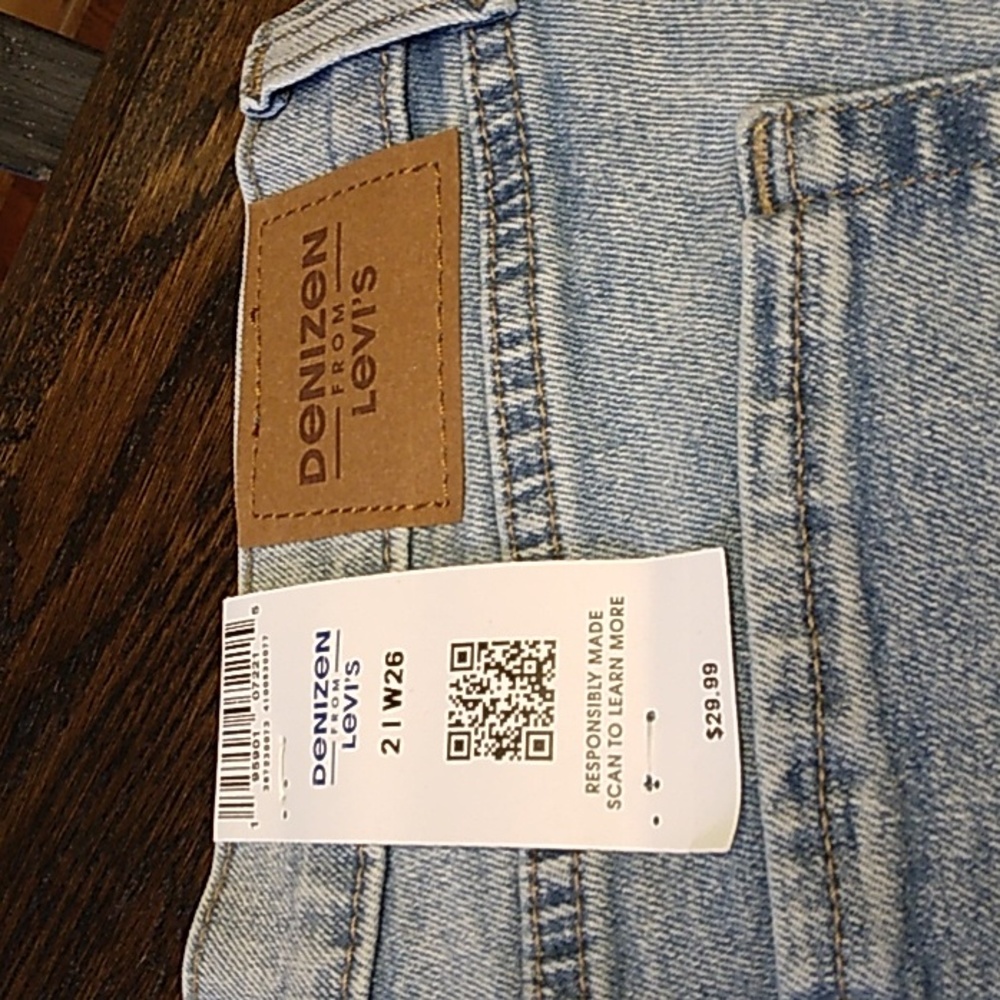 Denizen from Levis